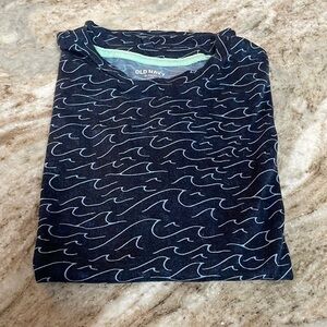 Waves tee